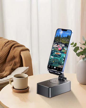 رفيقك المثالي في البيت والمكتب والسفر — مكبر صوت، حامل جوال، وباور بانك في جهاز واحد!